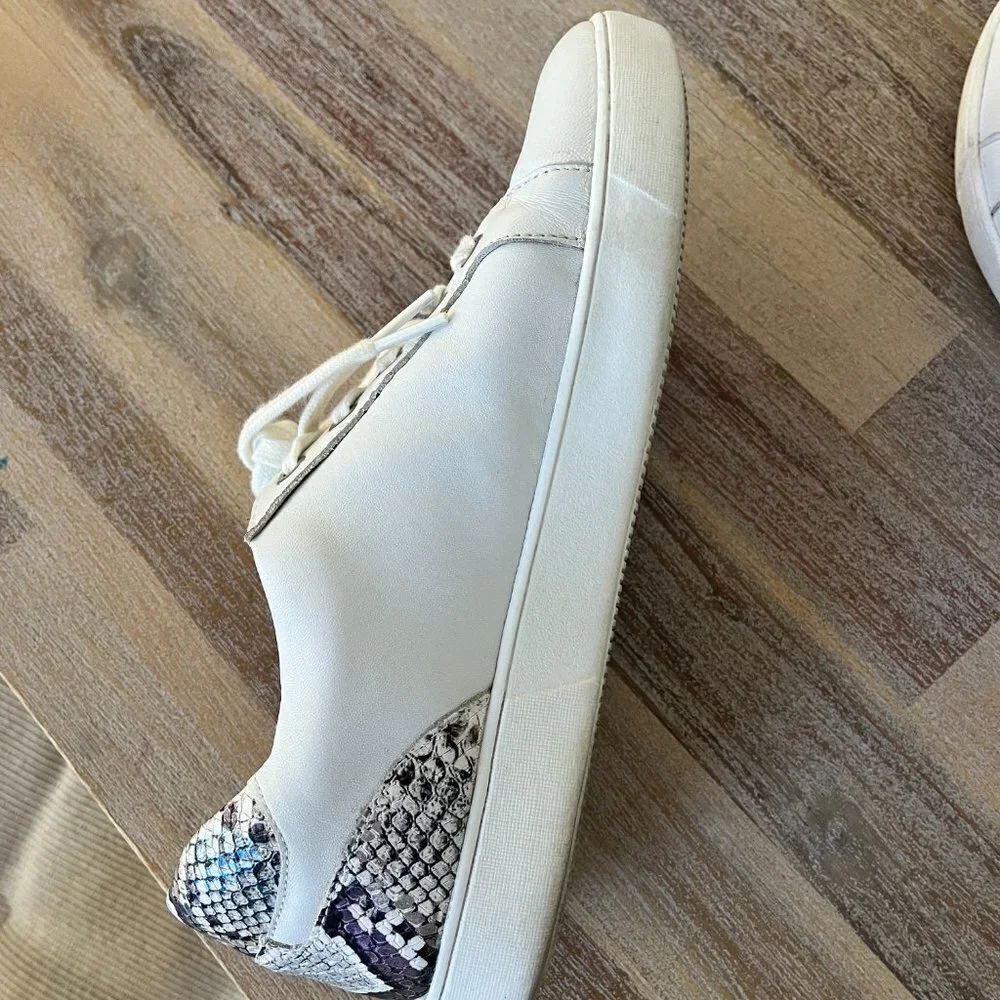 Naturalizer Women's Macayla Women Size 8.5 Tennis Shoe Snakeskin Zipper White